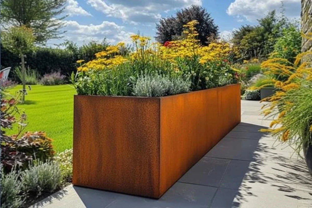 Extra Large Planters: Make a Statement