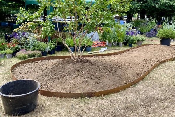 Terra Edge at RHS Hampton Court 2025: Tom Pilgrim's "Hot Pocket".