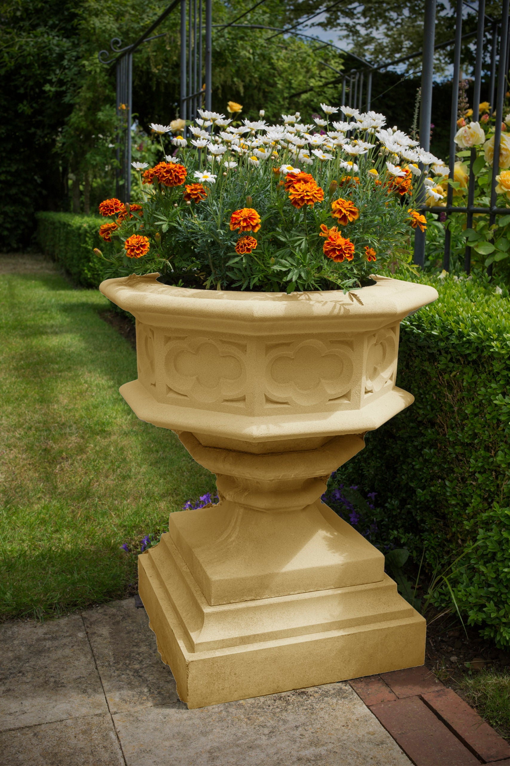 62cm Gothic Urn & Base Stone Planter