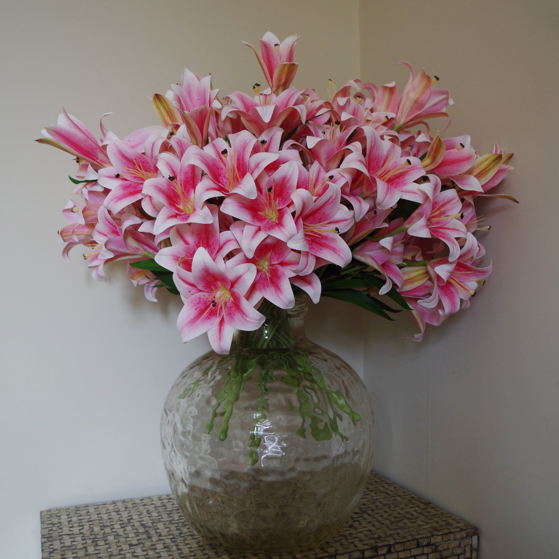 60cm Artificial Lily Stem Pink