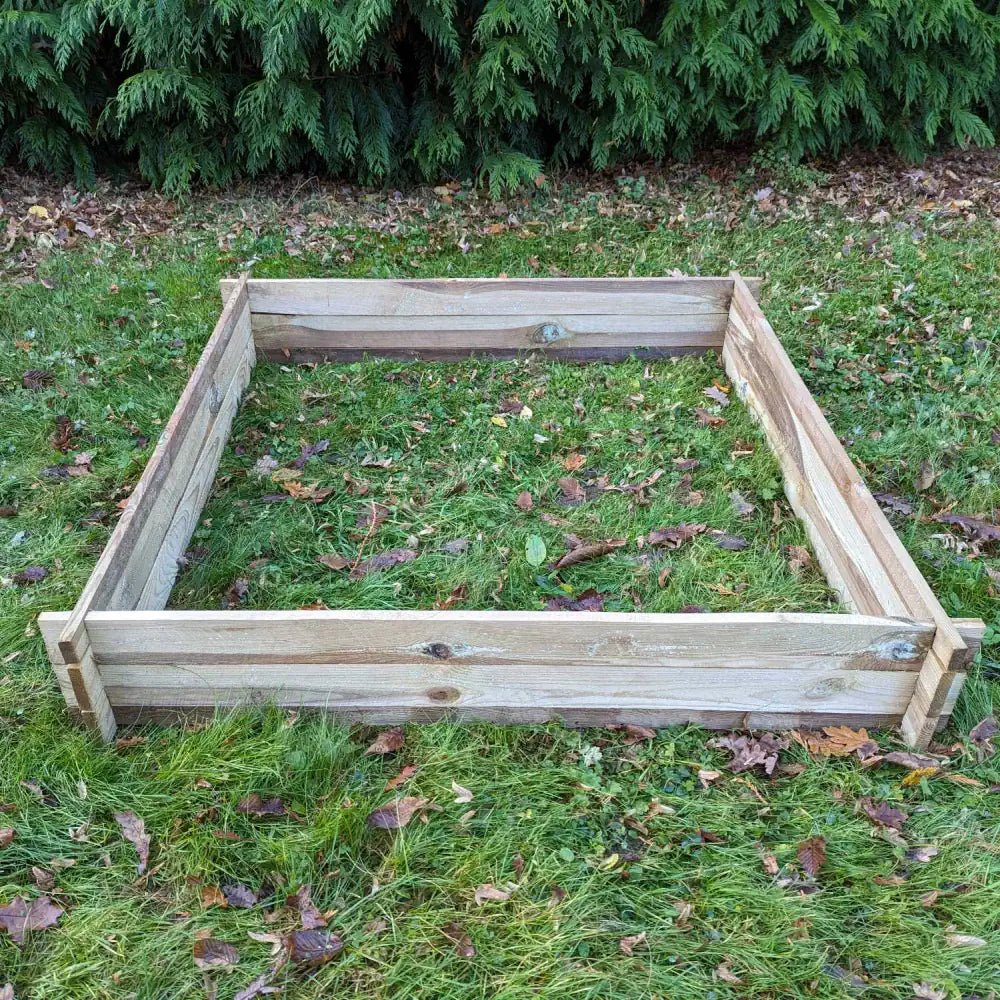 Chester Raised Planter beds by Woven Wood