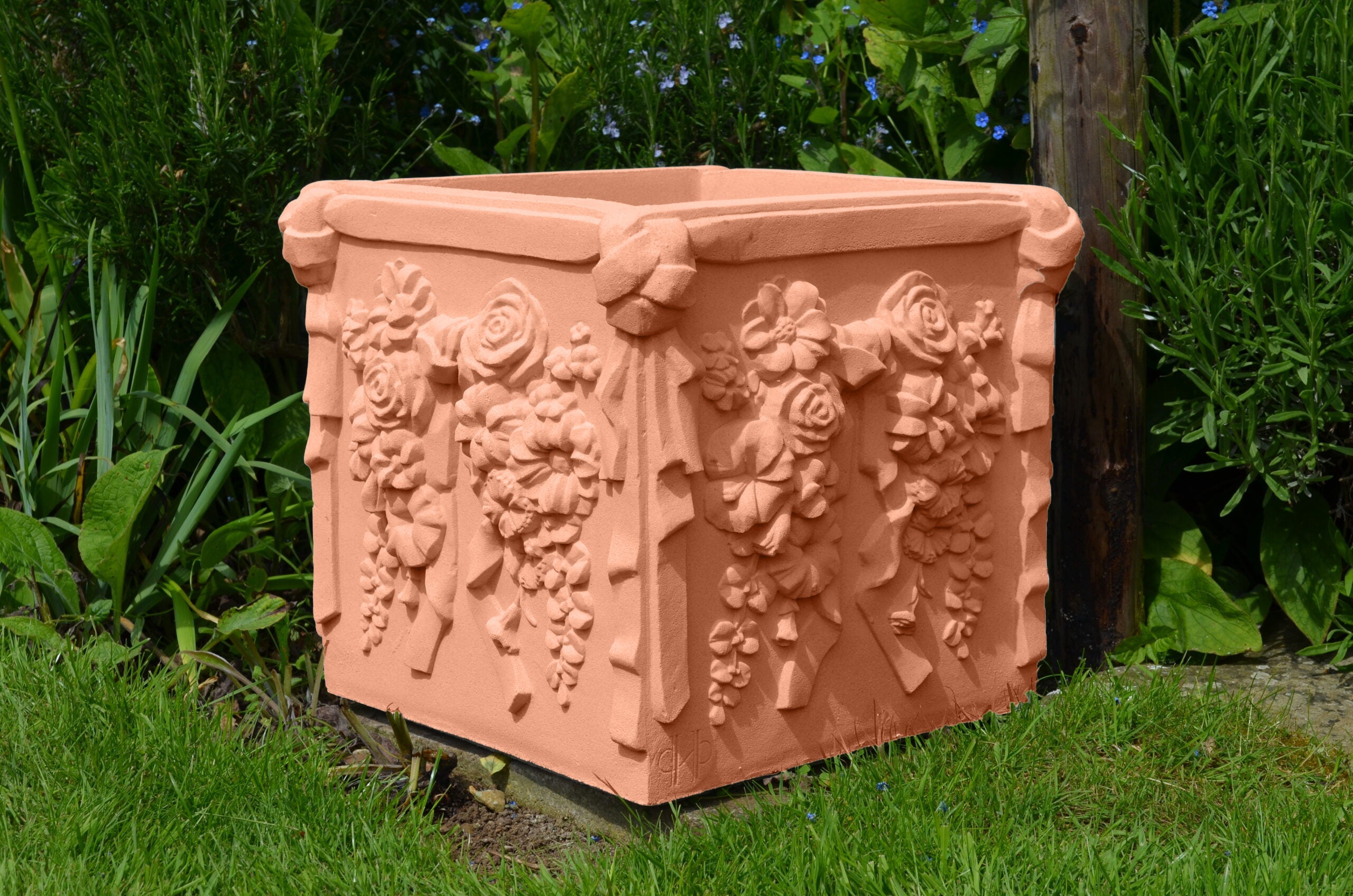 42cm Box Stone Planter