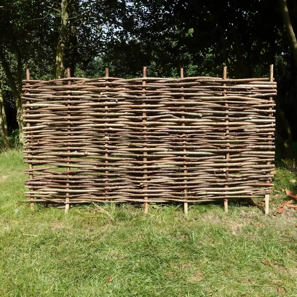 Premium Weave: Woven Wood's 6ft premium weave hurdles are perfect for creating a stylish and secure boundary