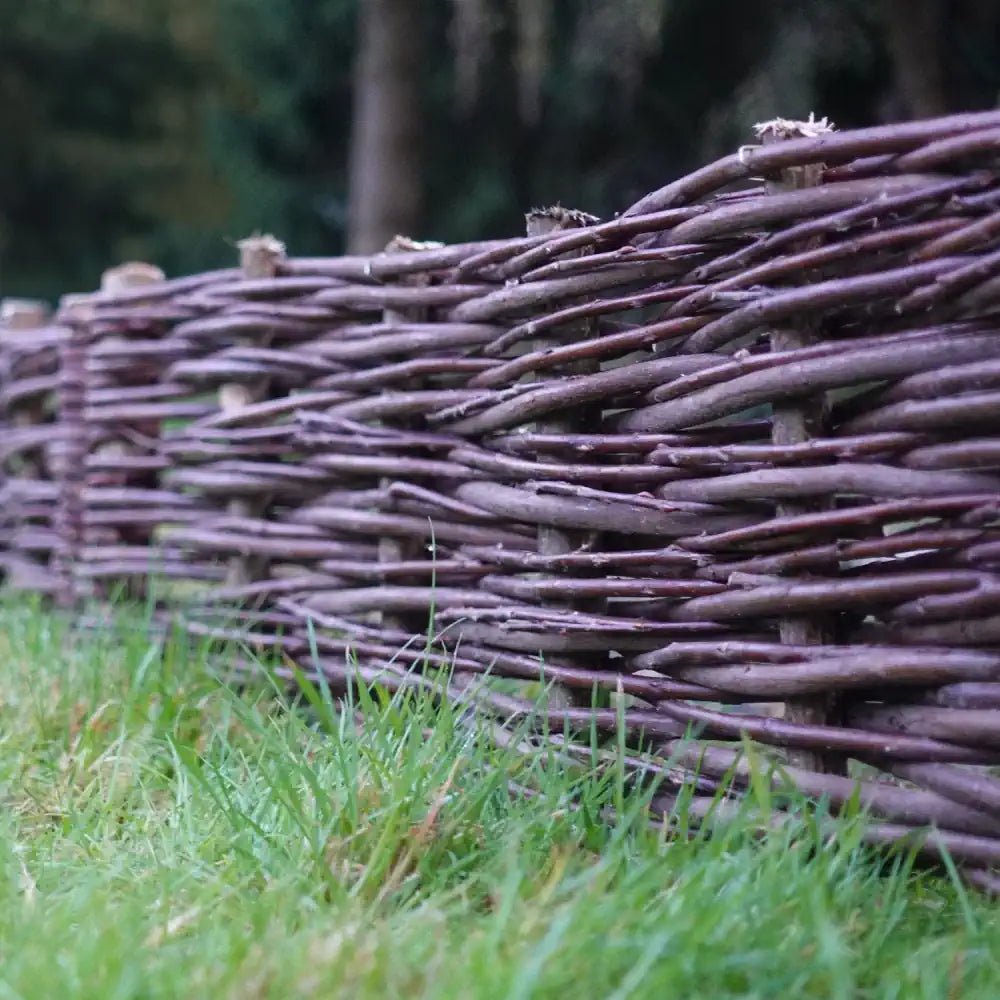 Pattern Edging Timber Willow Lawn Edging – 20cm Height – Woven Wood