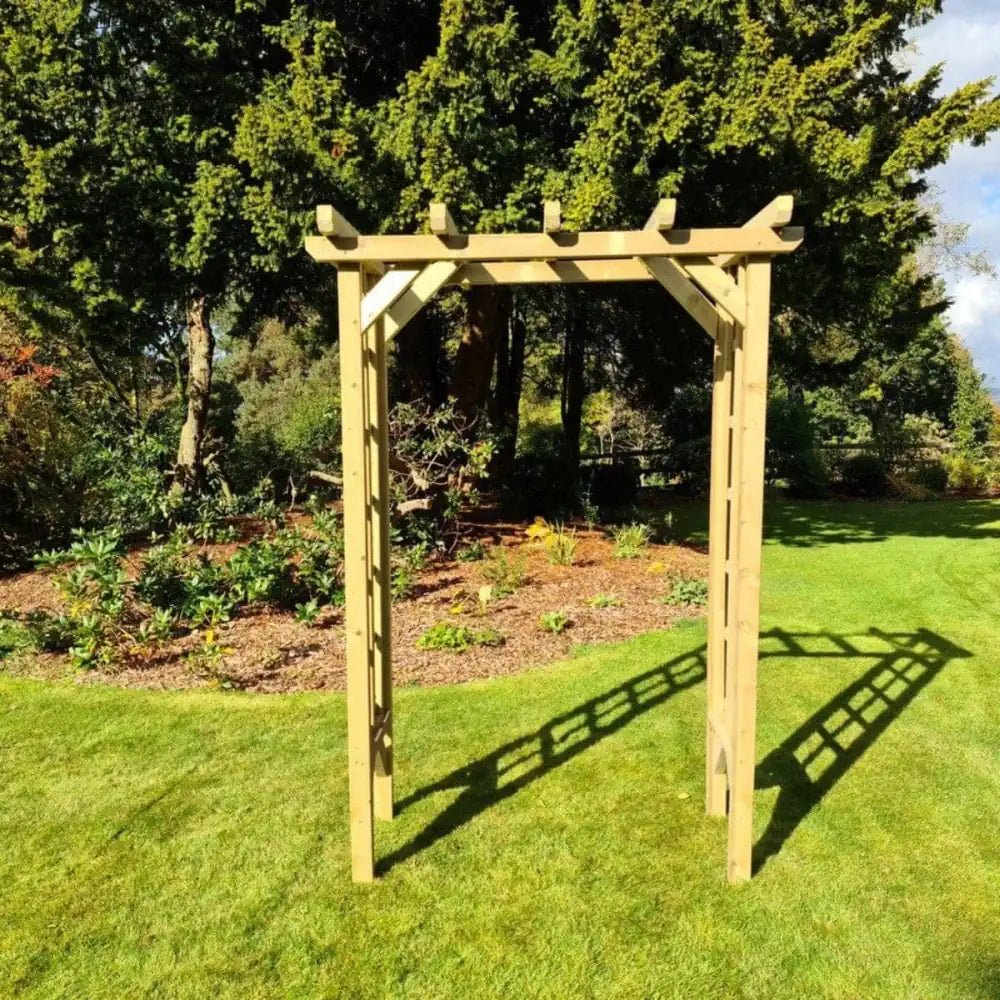 A classic garden arch enhances the natural beauty. #Gray #70cm