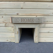 customisable-hedgehog-hide-wooden-planter