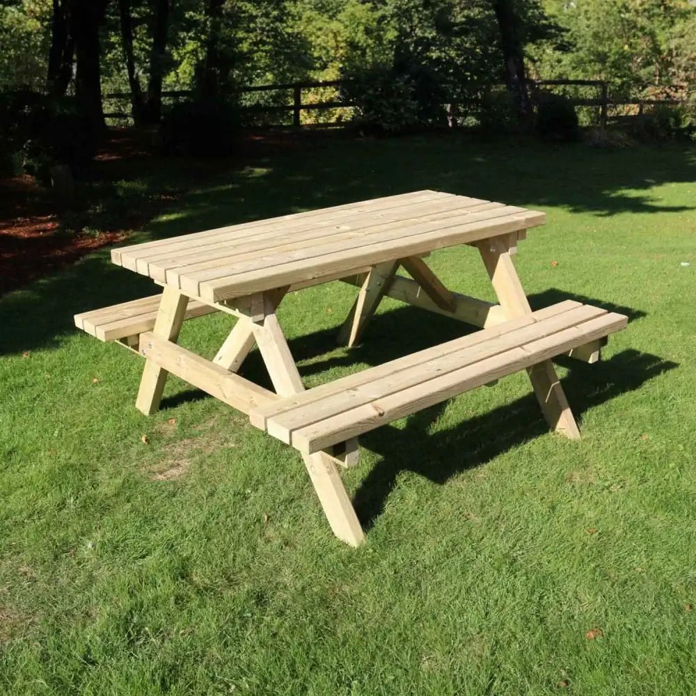 1.8m Deluxe Redwood Picnic Table – Woven Wood
