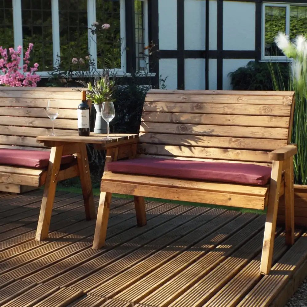 Outdoor garden seating on Woven WOod
