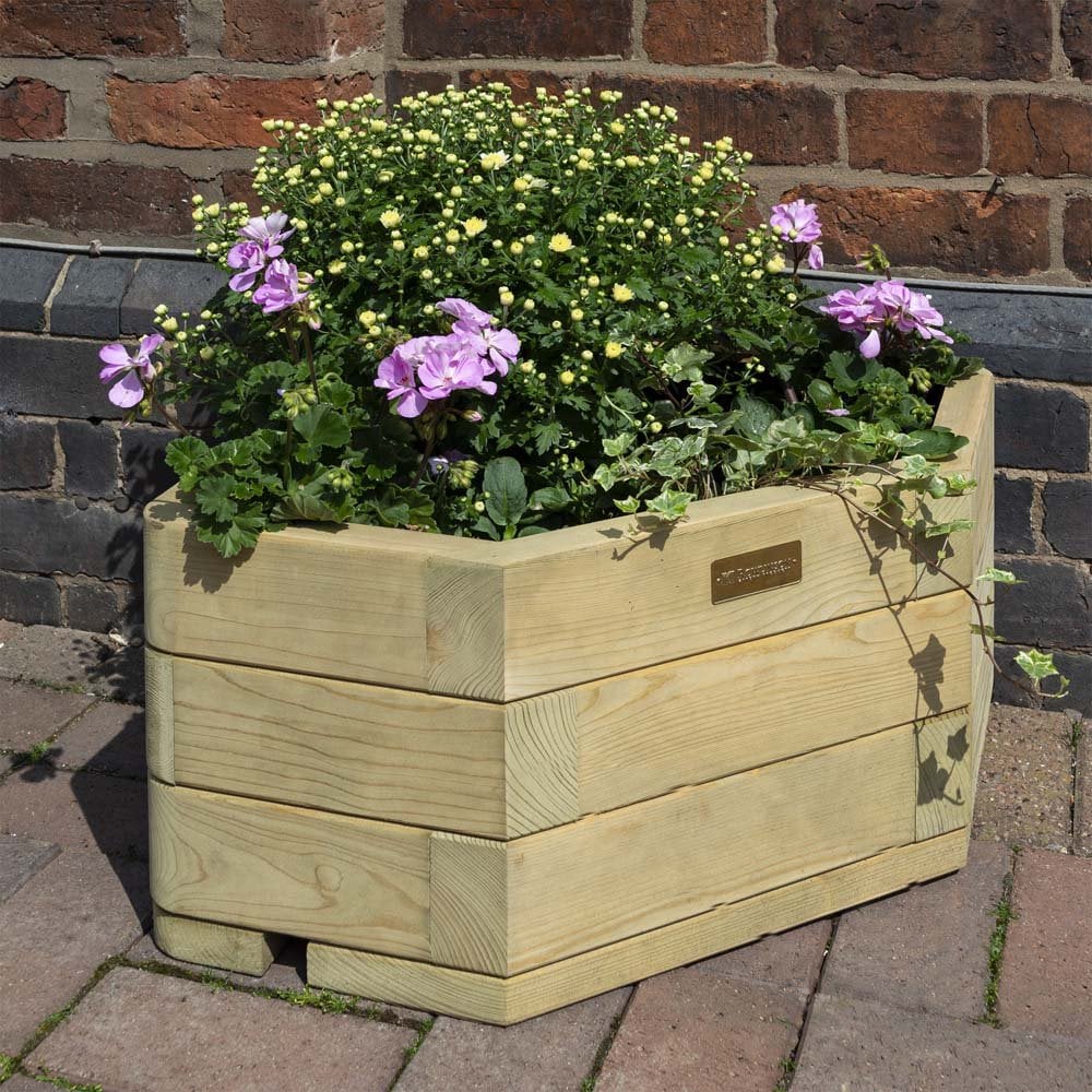 Marberry Corner Planter – Woven Wood