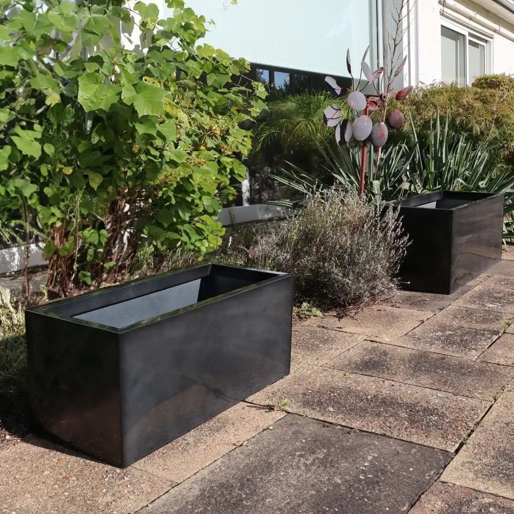 Platinum Black Aluzinc Trough Planter for Posh Garden Decor