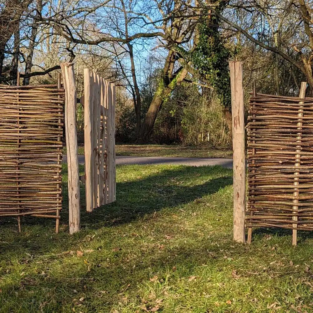 Tulipy Timber Garden Gates with Posts